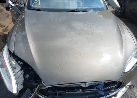 2015 Tesla Model S from USA, damaged, VIN 5YJSA1E12FF112483